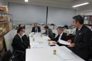 12月15日第1回後援会対策委員会（東京税理士会館別館）